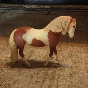 Breyer Classic The Rain Kiger Andalusian Mare in Chestnut Pinto
